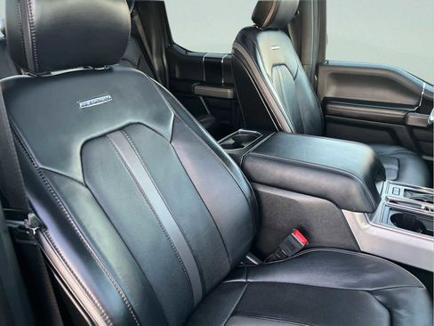 Used 2020 Ford F150 Platinum w/ Equipment Group 701A Luxury image 17