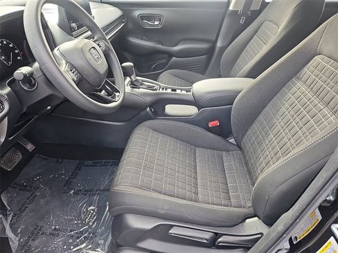 Certified 2023 Honda HR-V LX image 25