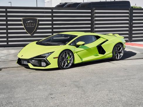 Used 2025 Lamborghini Revuelto AWD/4WD image 7