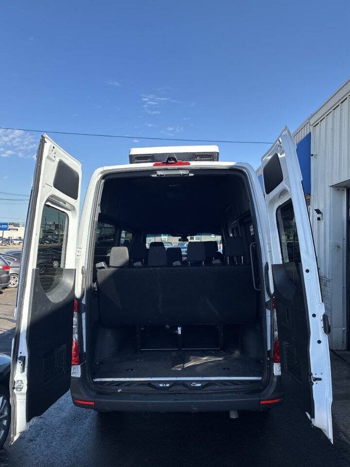 Used 2026 Mercedes-Benz Sprinter 2500 image 25