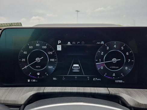 Certified 2025 Kia Telluride SX w/ SX Captain's Chair Package AWD/4WD image 34
