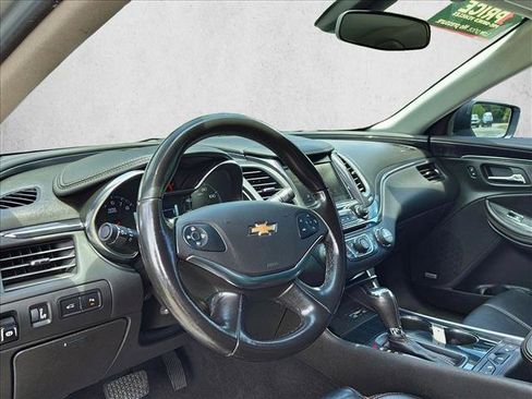 Used 2018 Chevrolet Impala Premier FWD image 10