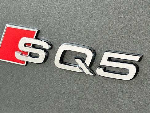 Used 2025 Audi SQ5 Premium Plus image 10