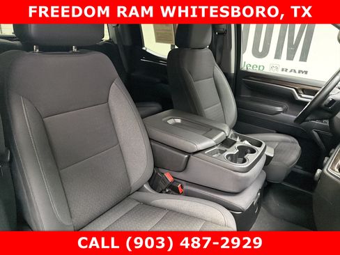 Used 2025 Chevrolet Silverado 1500 LT RWD image 9