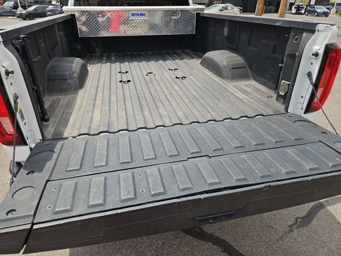 Used 2021 GMC Sierra 3500 Denali w/ Denali Ultimate Package AWD/4WD image 33