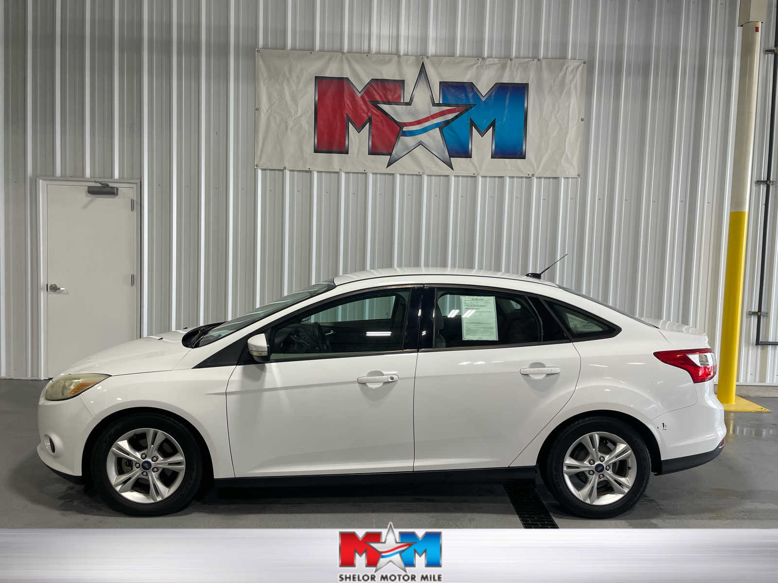 Used 2014 Ford Focus SE FWD image 1