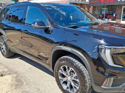 Used 2025 GMC Acadia AT4 w/ Luxury Package