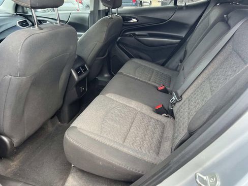 Used 2022 Chevrolet Equinox LT FWD image 10