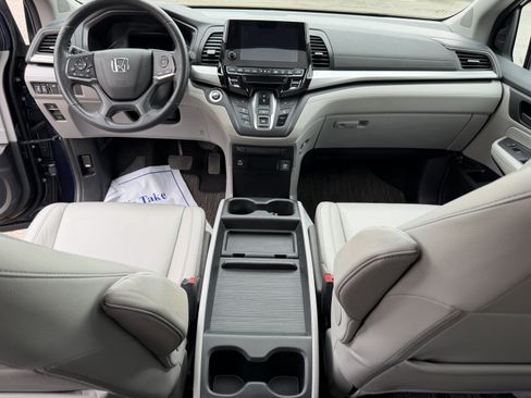 Used 2024 Honda Odyssey EX-L image 13