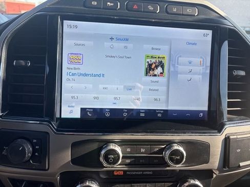 Used 2022 Ford F250 Lariat w/ Tremor Off-Road Package image 10