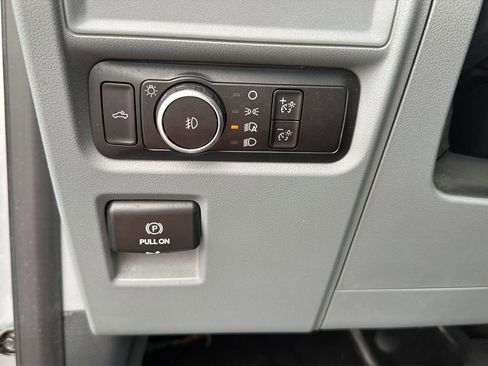 Used 2023 Ford F150 XLT RWD image 19