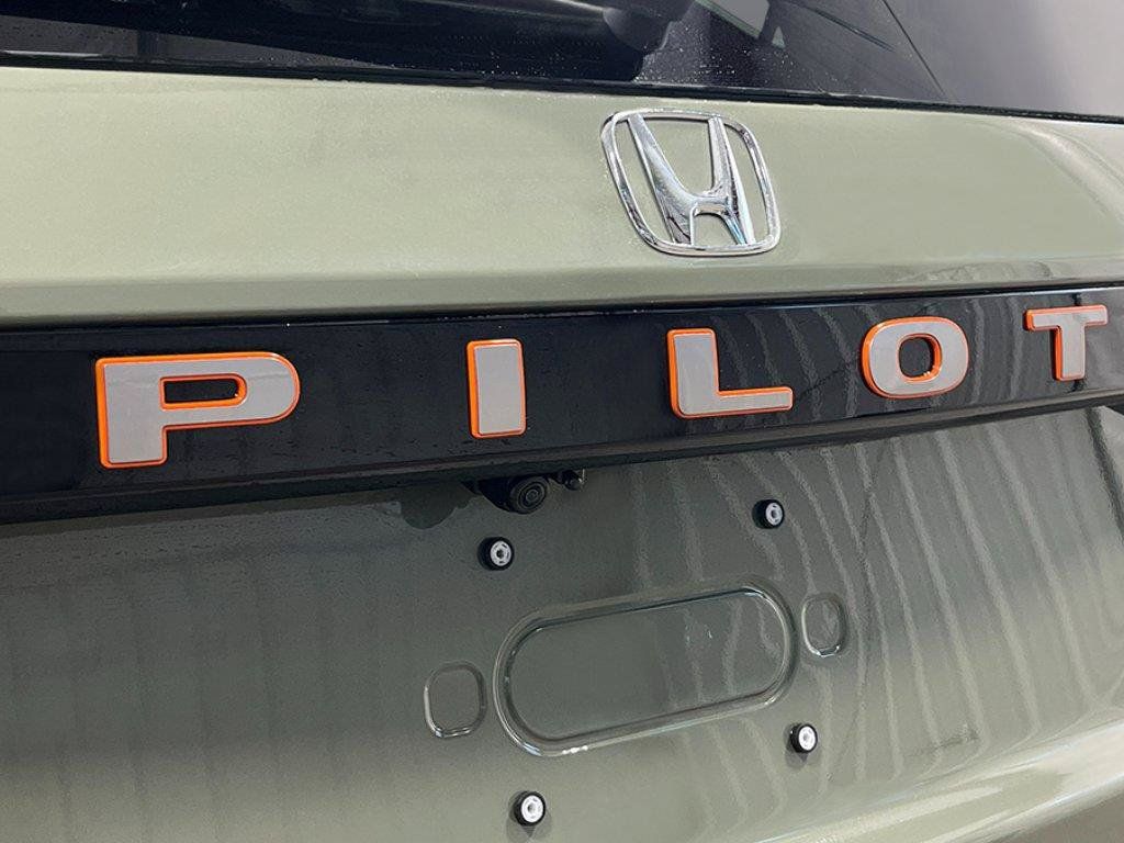 New 2026 Honda Pilot TrailSport image 6