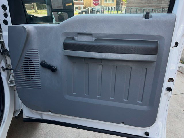 Used 2016 Ford F550 4x4 Regular Cab Super Duty image 19