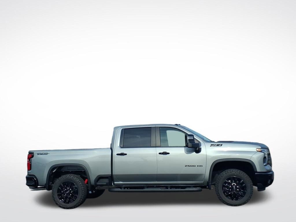 New 2026 Chevrolet Silverado 2500 LT w/ Trail Boss Package AWD/4WD image 2