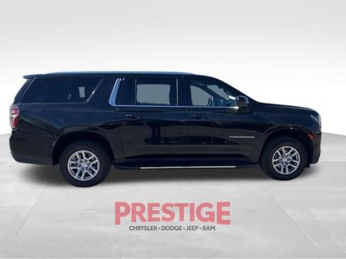 Used 2024 Chevrolet Suburban LT image 5