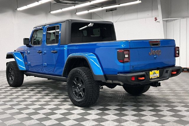 Used 2023 Jeep Gladiator Mojave w/ LED Lighting Group AWD/4WD image 2