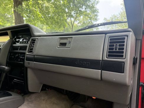 Used 1995 Jeep Grand Cherokee Laredo AWD/4WD image 43