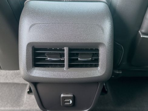 Used 2022 GMC Terrain SLT w/ Elevation Edition FWD image 20