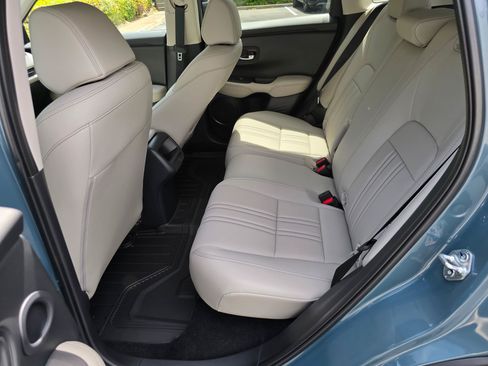 Used 2026 Honda HR-V EX-L image 18