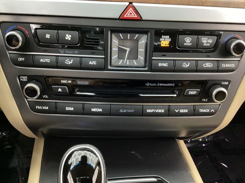 Used 2015 Hyundai Genesis 5.0 w/ Option Group 05 RWD image 35