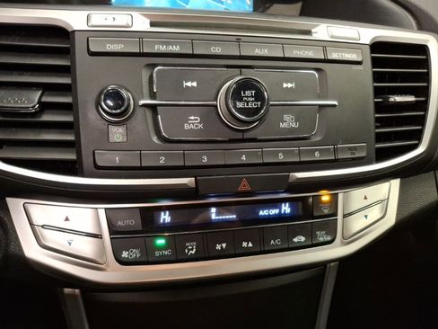 Used 2015 Honda Accord EX image 23