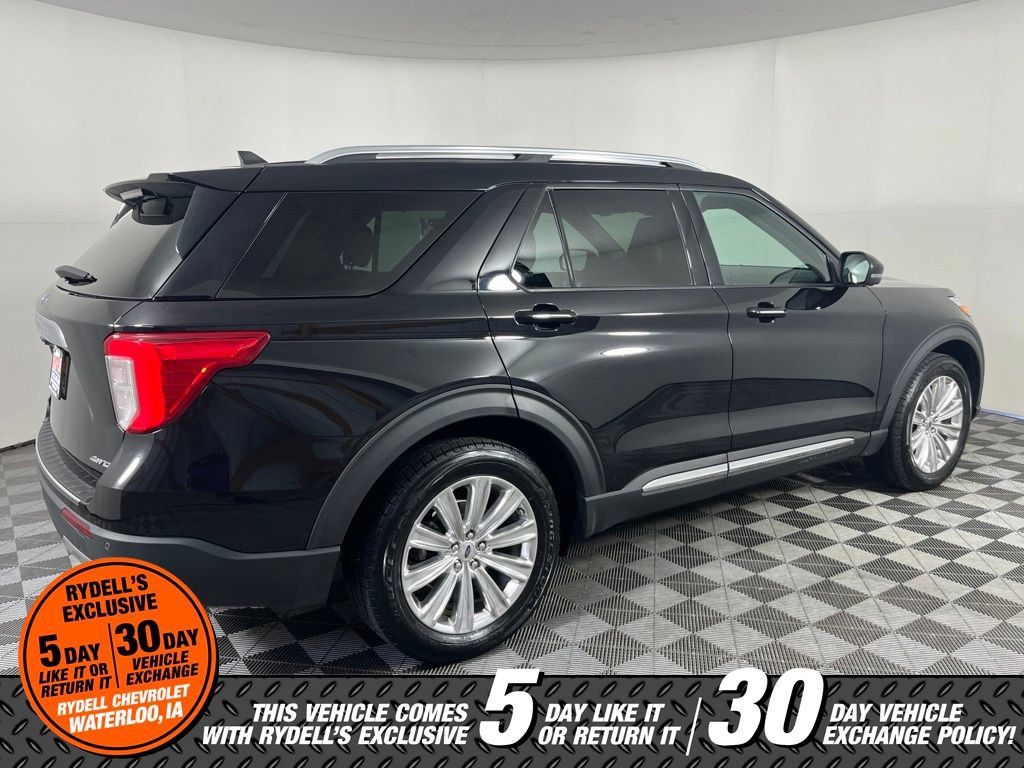 Used 2021 Ford Explorer Limited w/ Equipment Group 301A AWD/4WD image 3