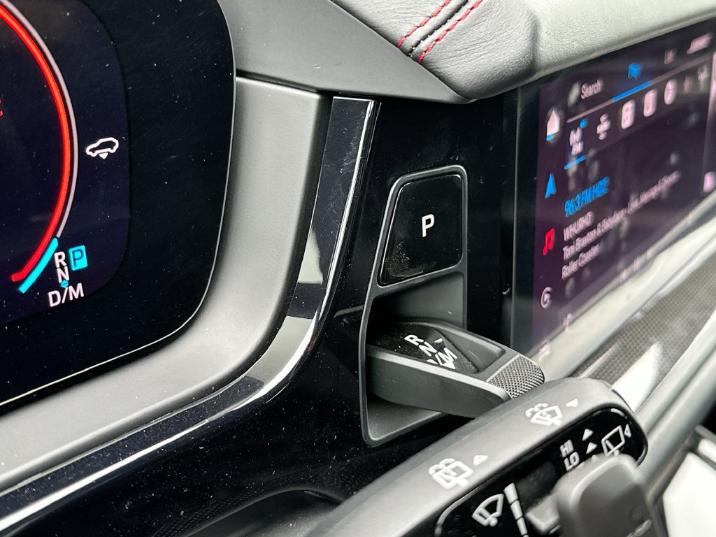 Certified 2025 Porsche Cayenne GTS AWD/4WD image 19
