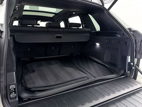 Used 2022 BMW X5 xDrive40i w/ Premium Package AWD/4WD image 35