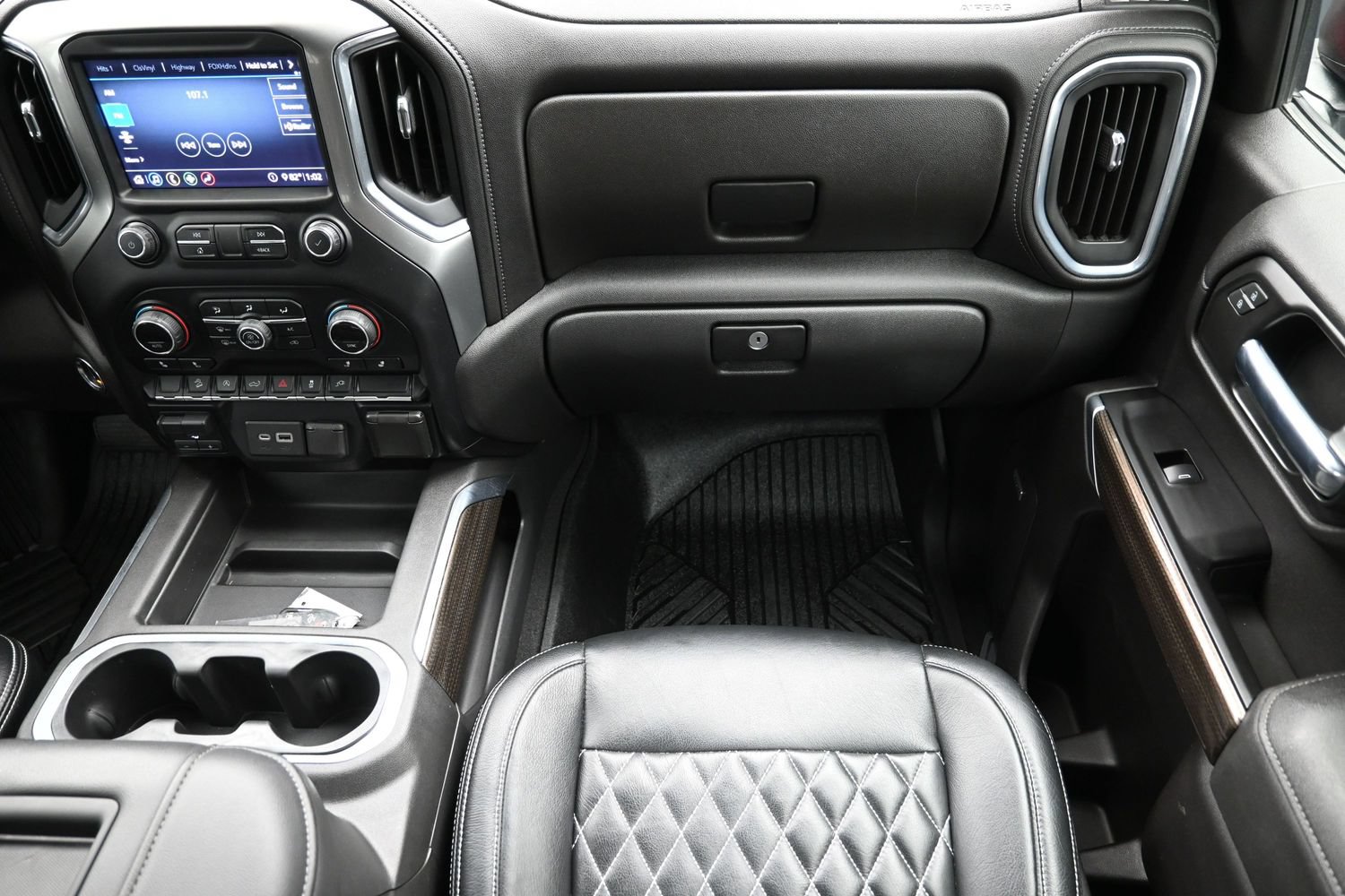 Used 2020 Chevrolet Silverado 1500 LT Trail Boss AWD/4WD image 37
