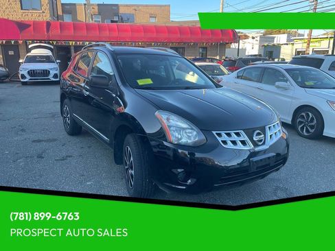 Used 2014 Nissan Rogue S w/ Convenience Package image 1