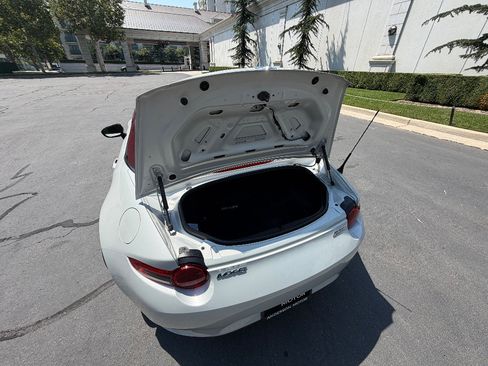 Used 2018 MAZDA MX-5 Miata Grand Touring RWD image 28