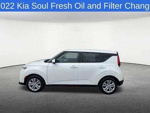 Used 2022 Kia Soul FWD image 6
