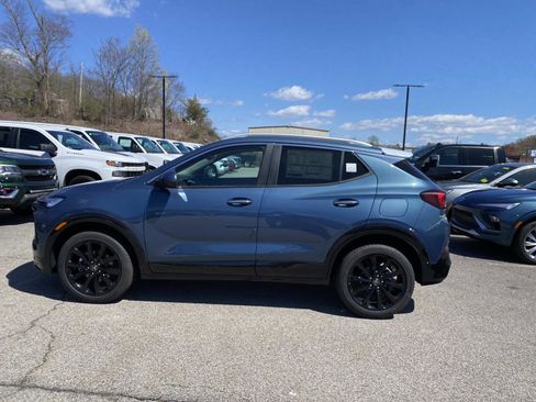 New 2026 Buick Encore GX Sport Touring AWD/4WD image 2