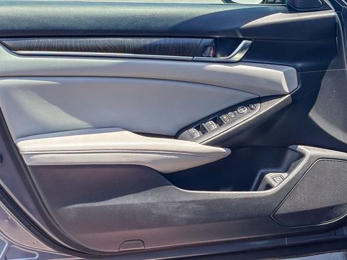 Used 2020 Honda Accord EX image 20