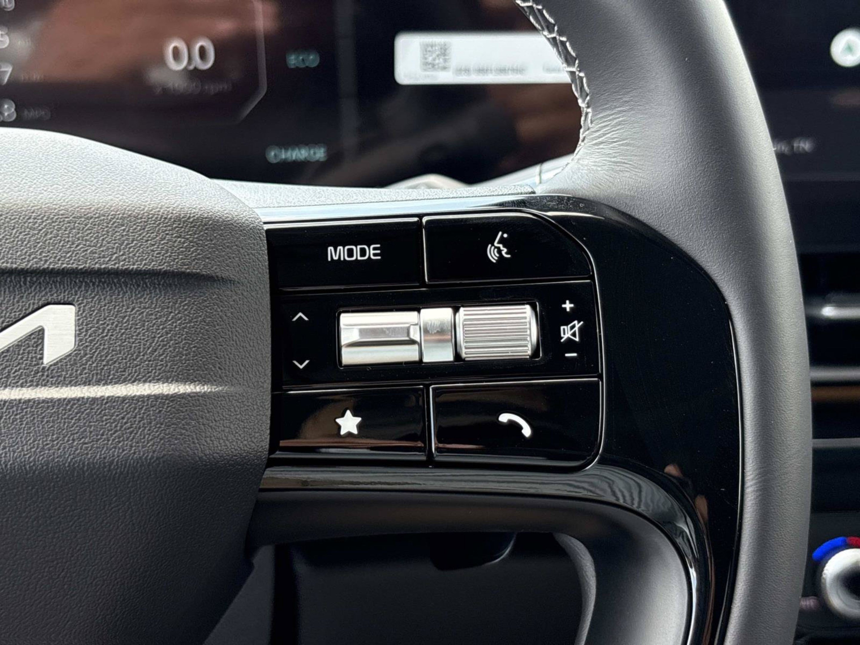 New 2027 Kia Carnival SX Prestige FWD image 23