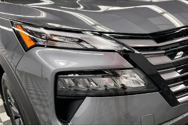 New 2026 Nissan Rogue SV AWD/4WD image 14