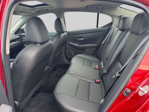 Certified 2025 Nissan Sentra SR w/ SR Premium Package image 12