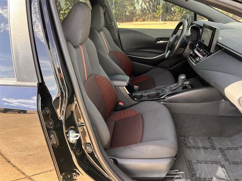 Used 2024 Toyota Corolla SE image 25