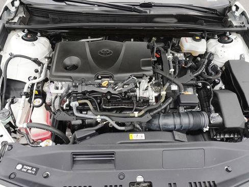 Used 2019 Toyota Camry SE image 7