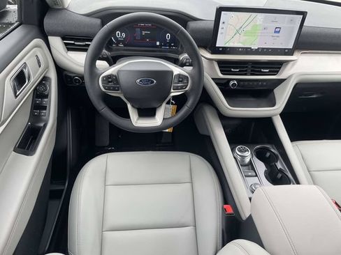 New 2026 Ford Explorer Active w/ Active Comfort Package RWD image 6