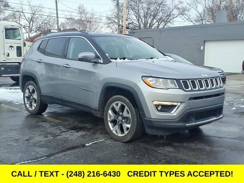 Used 2021 Jeep Compass Limited image 3