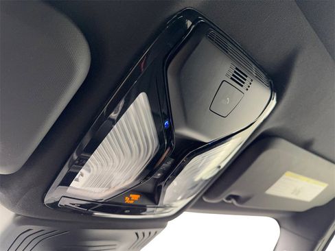 Used 2024 BMW X3 sDrive30i w/ Convenience Package image 78