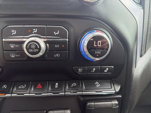 Used 2019 GMC Sierra 1500 SLT AWD/4WD image 46