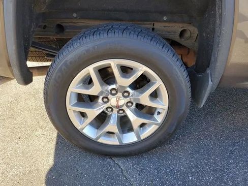 Used 2015 GMC Sierra 1500 SLT w/ SLT Crew Cab Value Package image 5