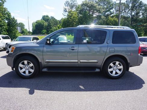 Used 2014 Nissan Armada SL w/ Moonroof Package AWD/4WD image 18