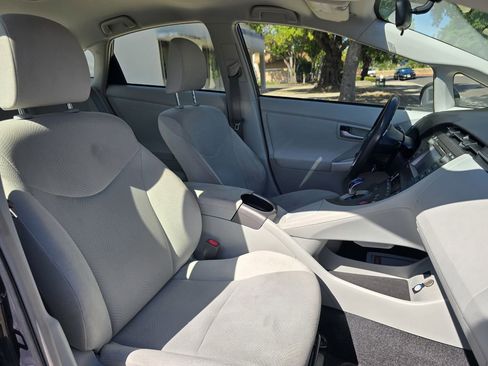 Used 2014 Toyota Prius Three FWD image 14