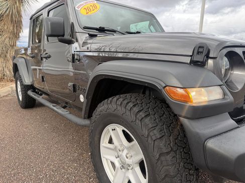 Used 2020 Jeep Gladiator Sport w/ Quick Order Package 24S image 16