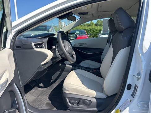 New 2025 Toyota Corolla XLE image 11
