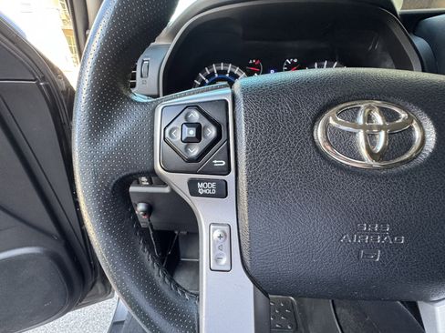 Used 2016 Toyota 4Runner SR5 Premium AWD/4WD image 25