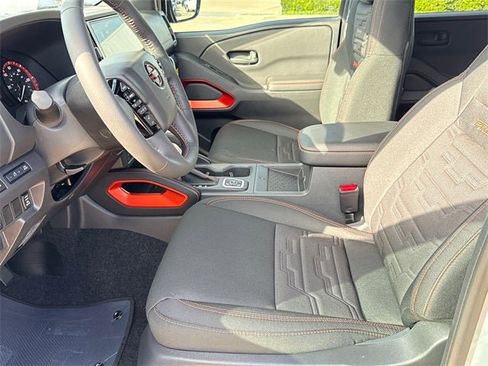 New 2026 Nissan Frontier PRO-4X w/ Pro-4x Convenience Package image 19
